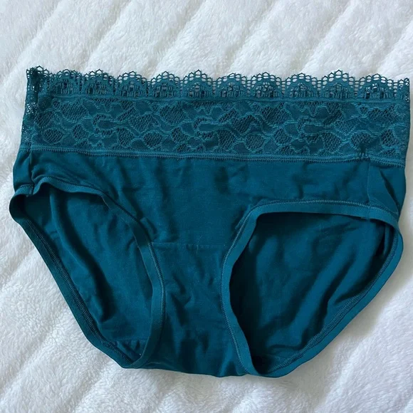 Victoria Secret Lace Bikini & Thong Panty Bundle - Picture 6 of 12